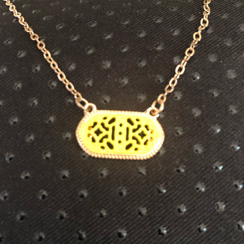 Yellow Pendant Necklace 15”+3”
